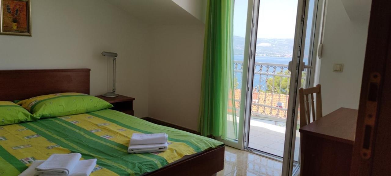 Apartments Sofija สลาทิเน ภายนอก รูปภาพ