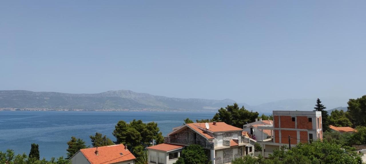 Apartments Sofija สลาทิเน ภายนอก รูปภาพ