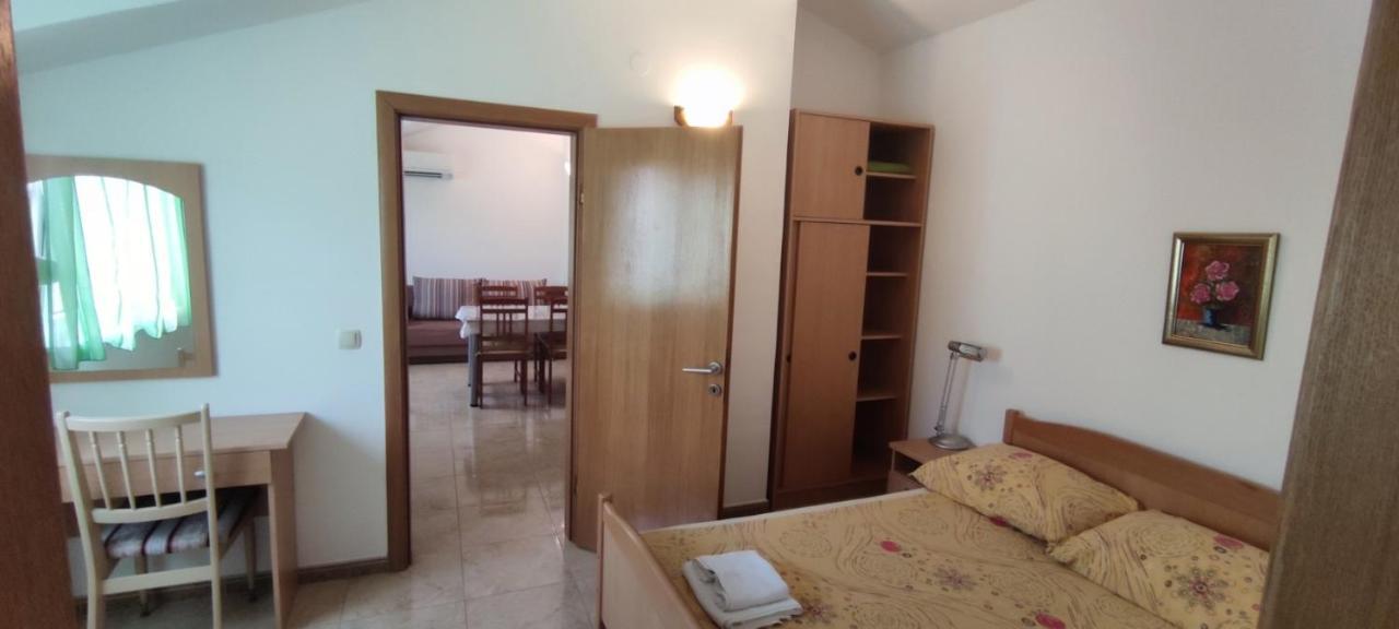 Apartments Sofija สลาทิเน ภายนอก รูปภาพ