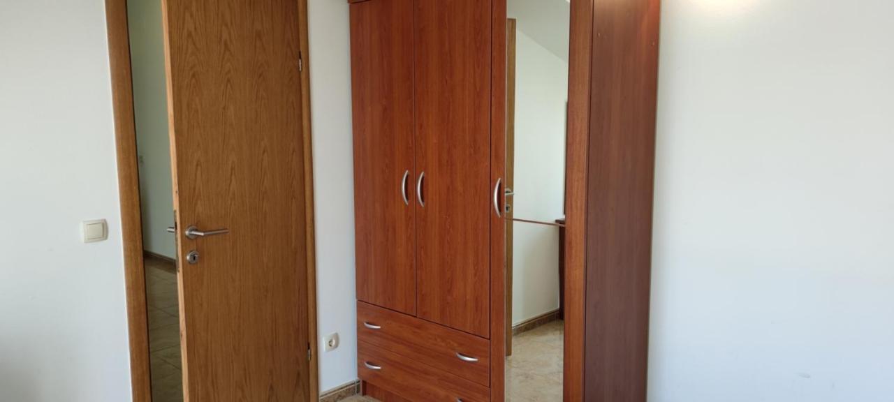 Apartments Sofija สลาทิเน ภายนอก รูปภาพ