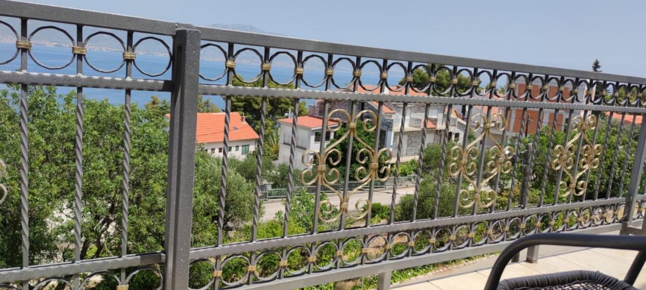 Apartments Sofija สลาทิเน ภายนอก รูปภาพ