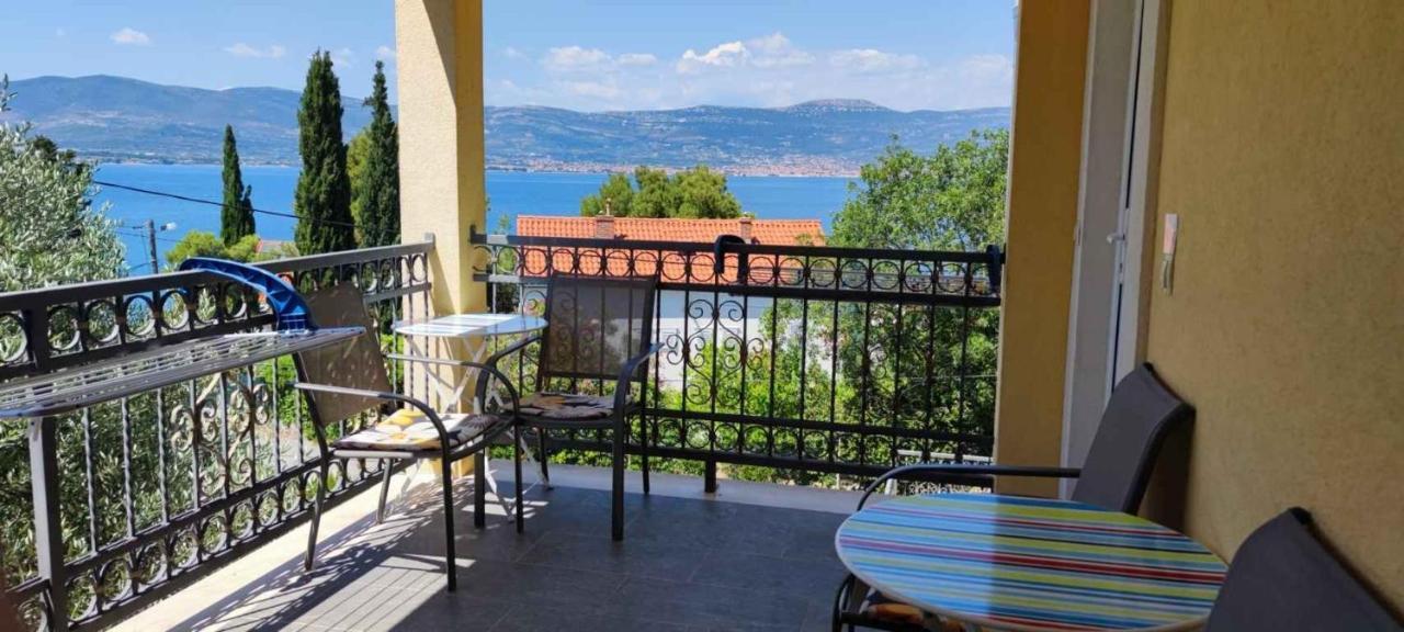 Apartments Sofija สลาทิเน ภายนอก รูปภาพ